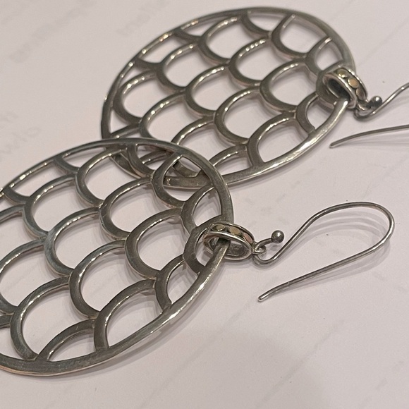 John Hardy Naga Disc earrings on hook. Sterling Silver w 3 18k Gold dots at top - Picture 5 of 10